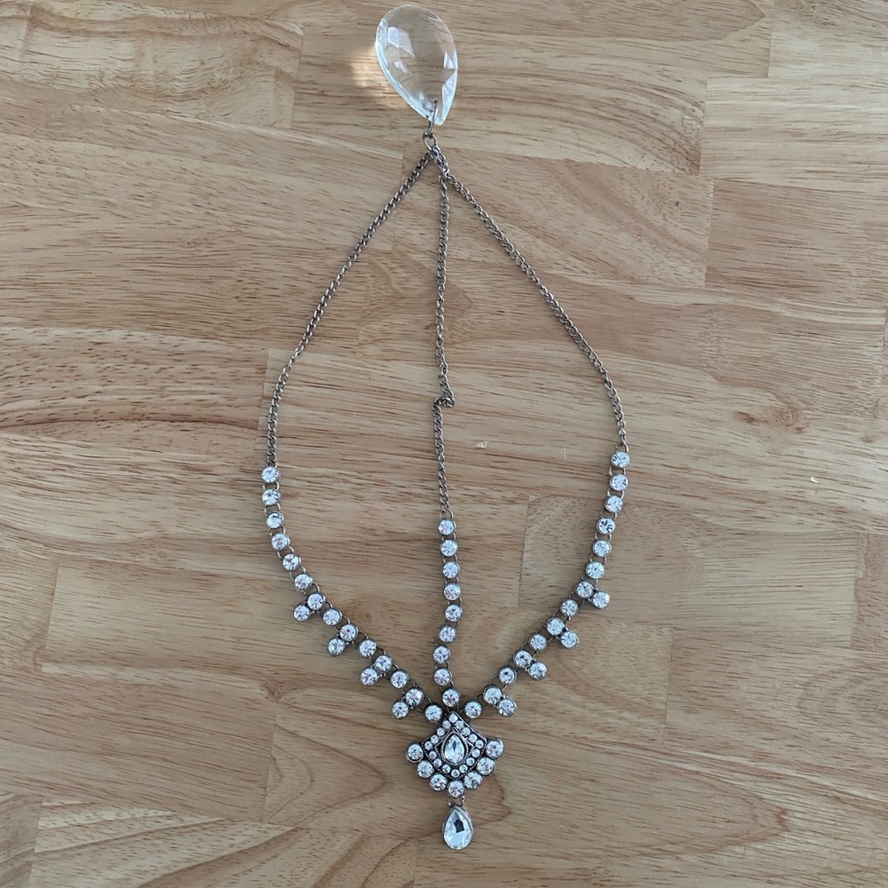 Decorative head piece